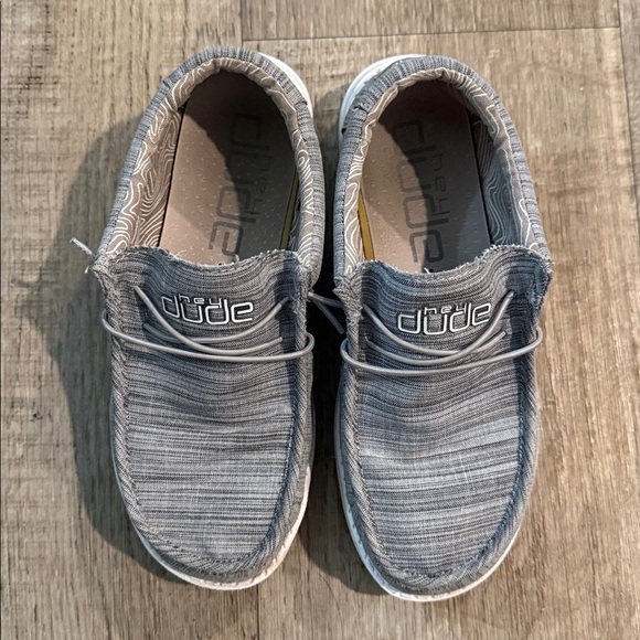 Hey Dudes - Picture 5 of 7